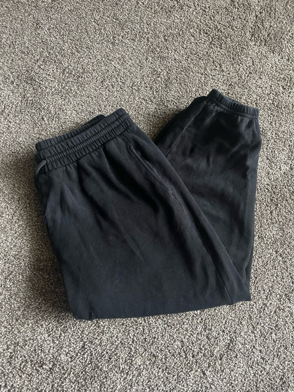 Old Navy Black Sweatpants (Jogger Style) Black, Size Large Petite